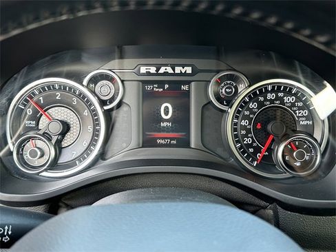 Used 2020 RAM 1500 Big Horn image 33