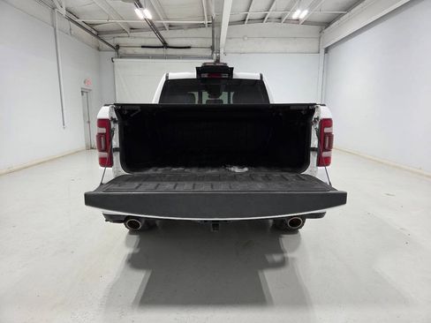 Used 2023 RAM 1500 Laramie AWD/4WD image 7