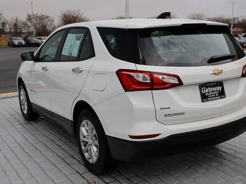 Used 2019 Chevrolet Equinox LS image 3