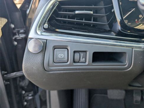 Used 2023 Cadillac XT6 Luxury image 14