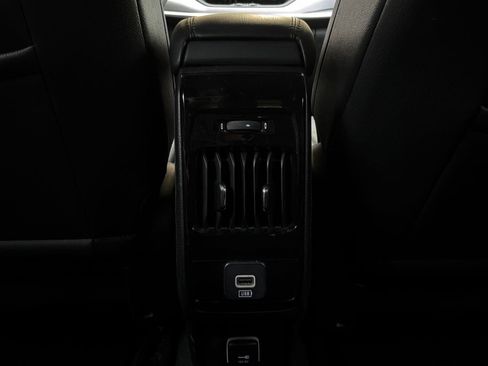 Used 2025 Jeep Compass Limited AWD/4WD image 13