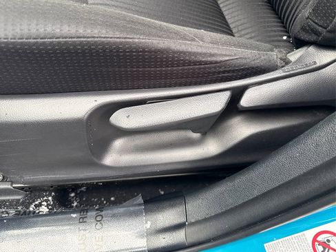 Used 2020 Toyota Prius Prime XLE image 21