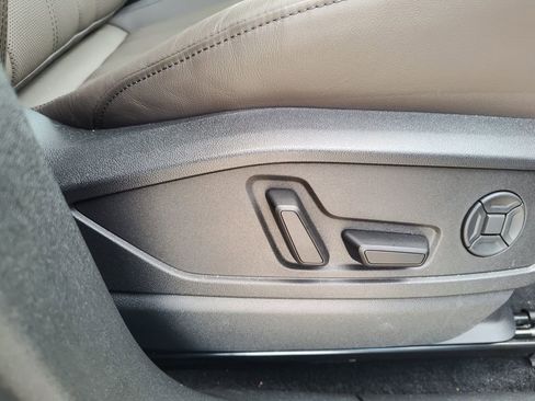 Certified 2025 Audi Q5 Premium Plus w/ Premium Plus image 29