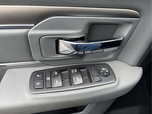 Used 2017 RAM 2500 Big Horn w/ Black Appearance Group image 26