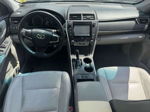 Used 2015 Toyota Camry XLE w/ Moonroof Package FWD image 14