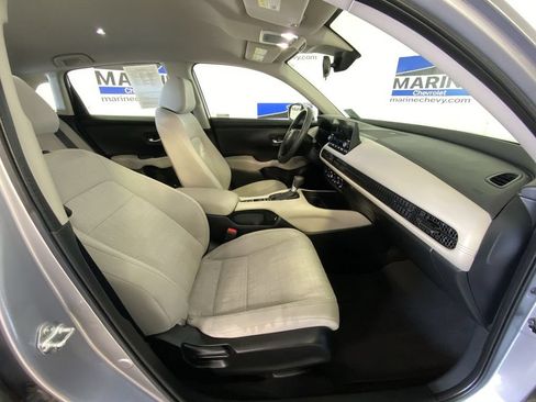 Used 2023 Honda HR-V LX image 31