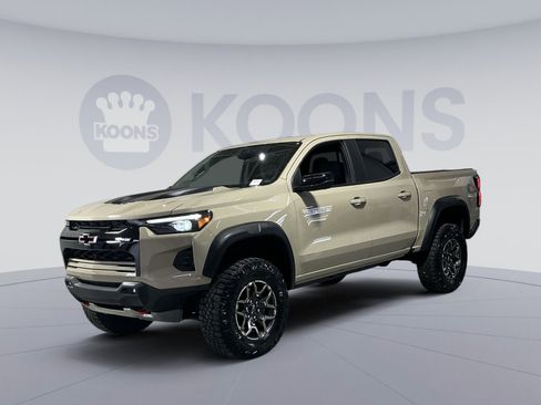 Used 2024 Chevrolet Colorado ZR2 w/ Technology Package image 1
