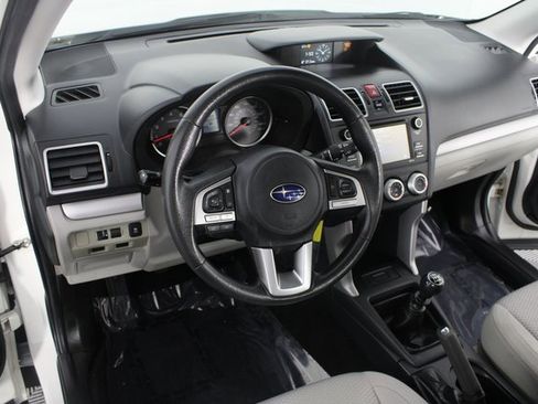 Used 2018 Subaru Forester 2.5i image 8