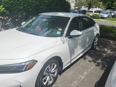 Used 2025 Honda Civic LX image 1
