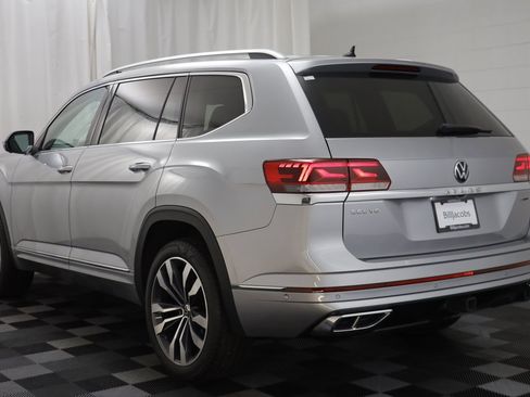 Used 2021 Volkswagen Atlas SEL Premium image 16