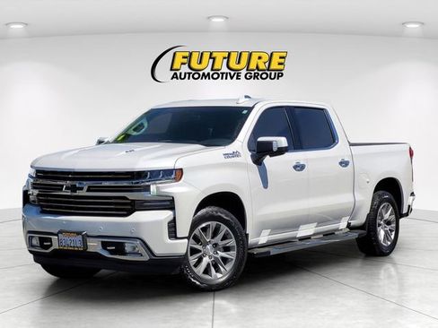 Used 2022 Chevrolet Silverado 1500 High Country w/ Safety Package II AWD/4WD image 3