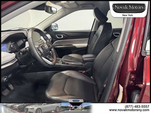 Used 2022 Jeep Compass Latitude image 12