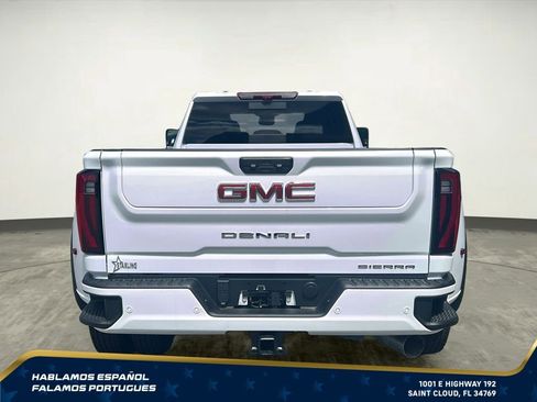 New 2026 GMC Sierra 3500 Denali w/ Denali Reserve Package AWD/4WD image 14