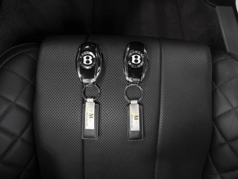 Used 2020 Bentley Continental GT V8 image 57