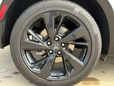 Used 2025 Buick Envision Sport Touring image 10