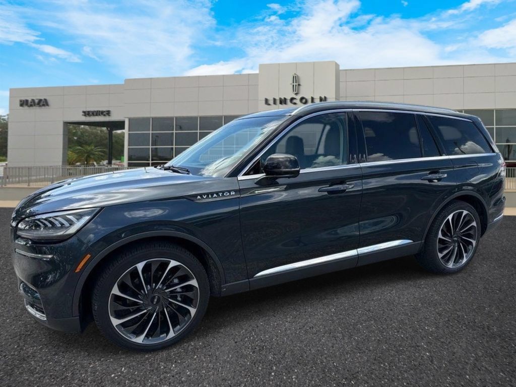 Used 2022 Lincoln Aviator Reserve w/ Equipment Group 201A RWD image 7