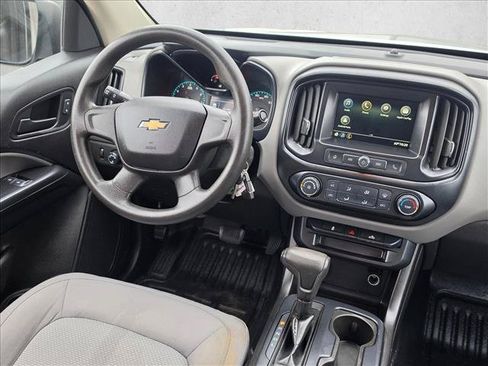 Used 2019 Chevrolet Colorado W/T RWD image 18