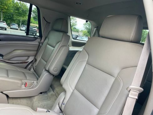 Used 2016 GMC Yukon SLT RWD image 40