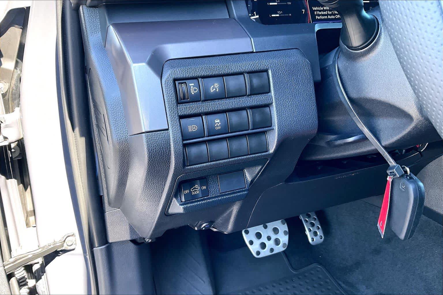 Used 2026 Toyota Tacoma TRD Sport AWD/4WD image 34
