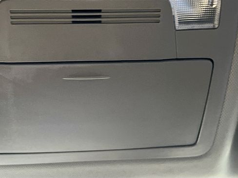 Used 2017 Toyota Camry LE FWD image 22