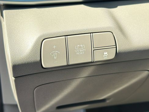 New 2026 Hyundai Elantra Sport image 32