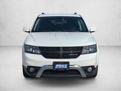 Used 2018 Dodge Journey Crossroad image 2