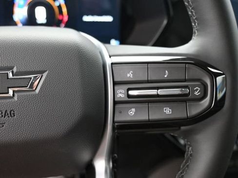 New 2026 Chevrolet Colorado ZR2 w/ Technology Package AWD/4WD image 14