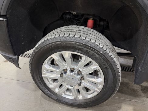 Used 2020 GMC Sierra 2500 Denali w/ Denali Ultimate Package image 9