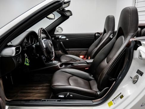 Used 2011 Porsche 911 Carrera S RWD image 42