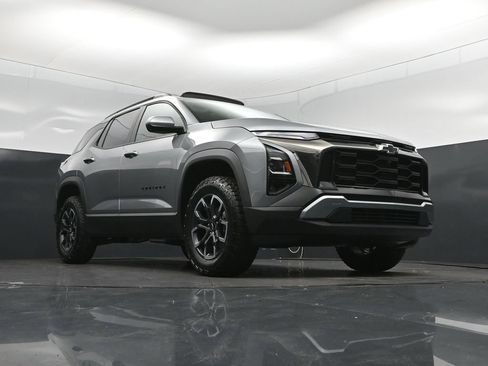 New 2026 Chevrolet Equinox ACTIV w/ Convenience Package III FWD image 44