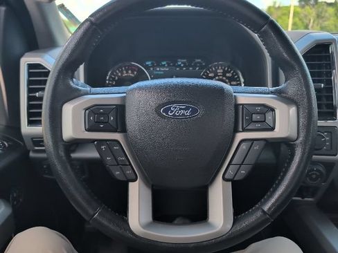 Used 2017 Ford F150 Lariat AWD/4WD image 24