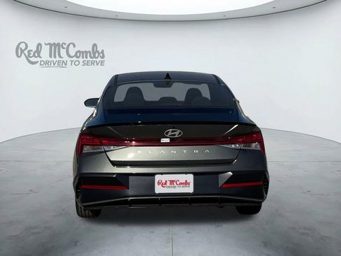 New 2026 Hyundai Elantra SEL Sport Premium FWD image 4