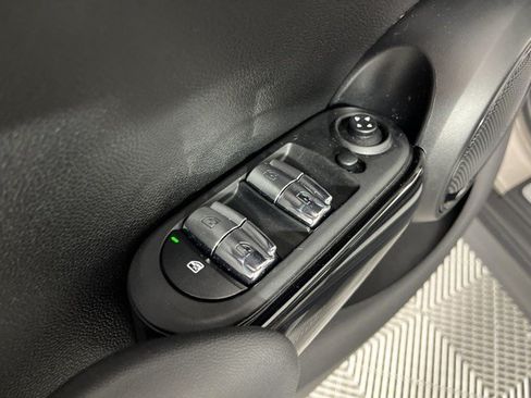 Used 2022 MINI Cooper S FWD image 28