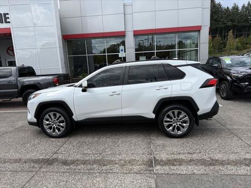 Certified 2024 Toyota RAV4 XLE Premium FWD image 5