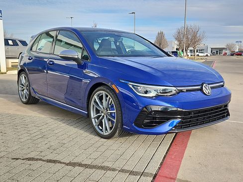 Certified 2024 Volkswagen Golf R image 4