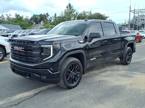 Used 2024 GMC Sierra 1500 Elevation AWD/4WD image 3