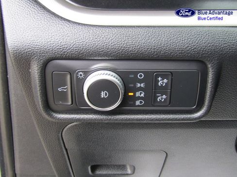 Certified 2020 Ford Explorer XLT w/ Equipment Group 202A AWD/4WD image 30