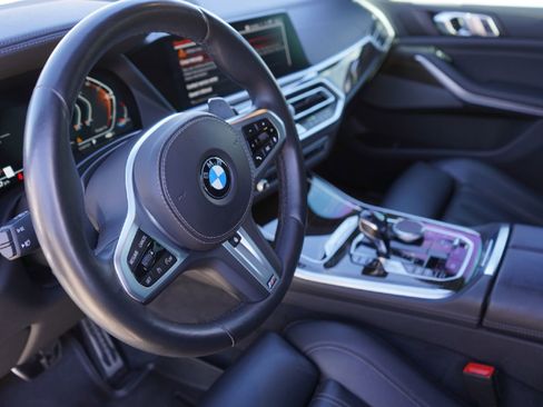 Used 2021 BMW X5 sDrive40i w/ M Sport Package image 7