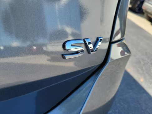 Used 2019 Nissan Rogue SV FWD image 8