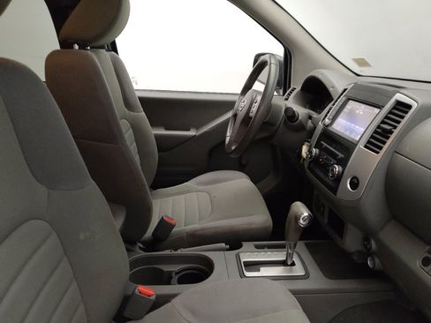 Used 2019 Nissan Frontier S image 21