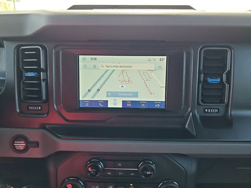 Used 2023 Ford Bronco Black Diamond w/ Sasquatch Package image 24