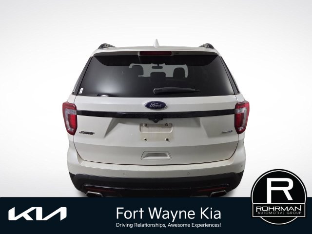 Used 2017 Ford Explorer Sport w/ Equipment Group 401A AWD/4WD image 9