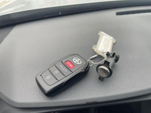 Used 2025 Toyota Grand Highlander FWD image 22