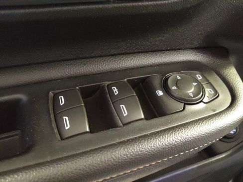 Used 2019 GMC Terrain SLE w/ Driver Convenience Package FWD image 27