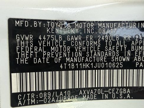 Used 2018 Toyota Camry XLE FWD image 32