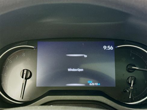 Used 2023 Toyota RAV4 XLE w/ Convenience Package image 10