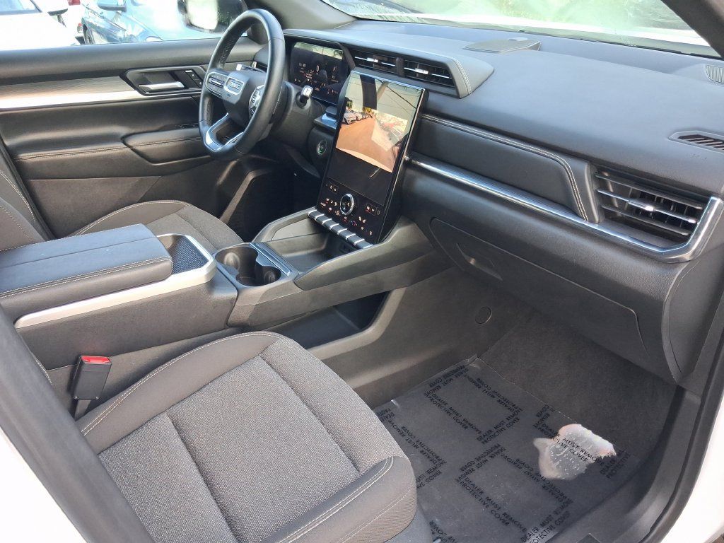 Used 2025 GMC Terrain Elevation FWD image 26