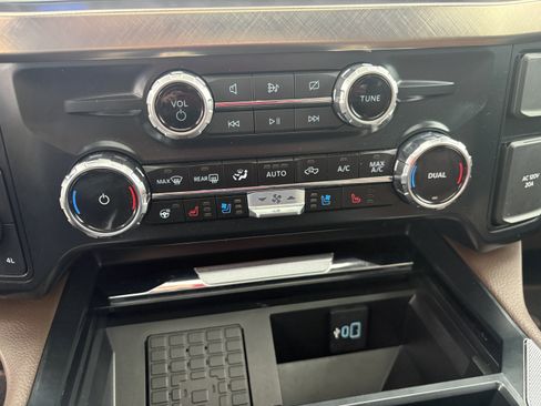 Used 2024 Ford F250 King Ranch AWD/4WD image 15