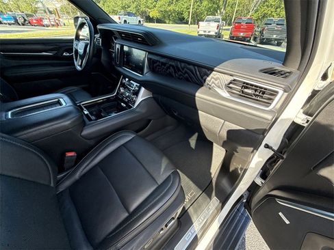 Certified 2021 GMC Yukon Denali w/ Denali Premium Package image 29