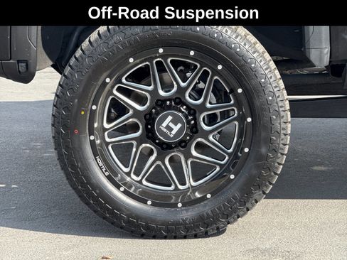 Used 2024 GMC Sierra 2500 Denali w/ Denali Reserve Package image 33